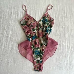 Vintage 80’s VS Floral Teddy